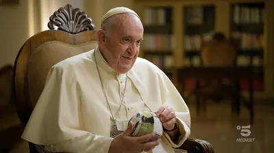 Pope, Anglican, Presbyterian Leaders Denounce Anti-Gay Laws