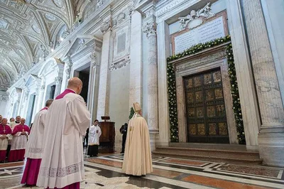 Vatican launches global contest to design 2025 Jubilee Year logo