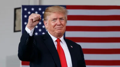 Trump and Pence Go Another Round in Arizona Governor's Race