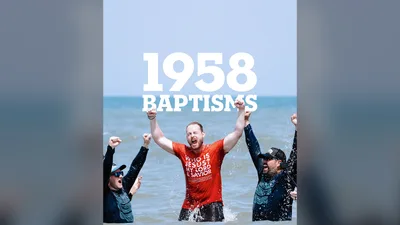 'The Spirit of God Is on the Move': FL Church Baptizes Nearly 2,000 at Beach | CBN