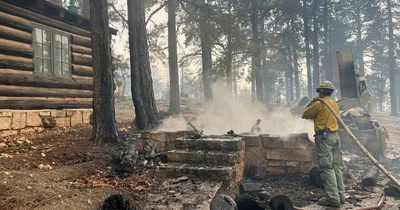 Grand Canyon Fire Burns Dozens of Buildings, Historic Lodge