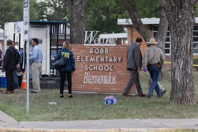 Ex-Navy SEALs and US Marine: How to prevent school shootings