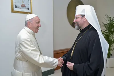 Pope Francis prays for peace as Ukraine-Russia tensions rise