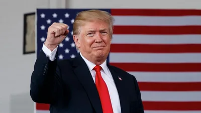 Trump Heads to Iowa after Hitting #1 on iTunes, Calling 3rd Bid for White House 'The Final Battle'