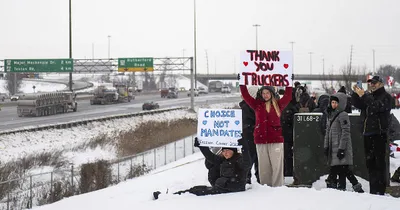 Canadian trucker convoy protests vaccine mandate