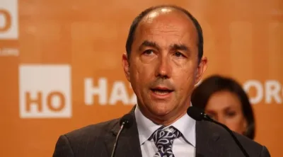 Twitter briefly suspends Spanish politician for saying 'a man cannot get pregnant'