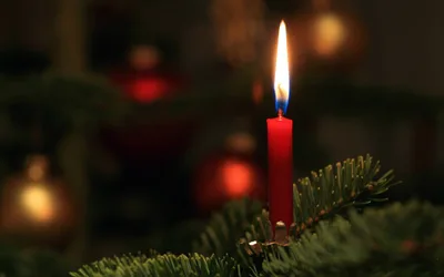 Groups Urge Christians to Light Red Candle During Advent for Palestine