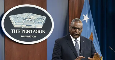 Pentagon issues rules to combat extremism in the ranks
