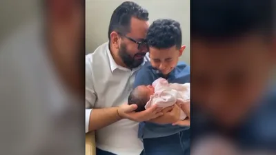 'Glory Be to God': See Viral Video of Father and Son's Emotional Response to Birth of 'Miracle' Baby