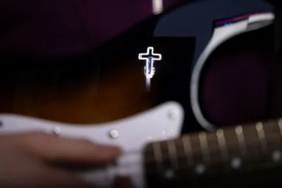 Should Christians compel the lost to come to Christ?