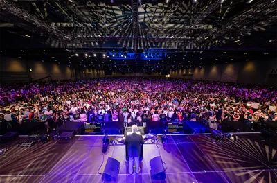 Franklin Graham preaches in London as thousands reportedly turned away from packed evangelism event