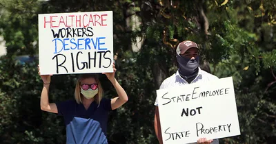 States challenge healthcare vaccine mandate