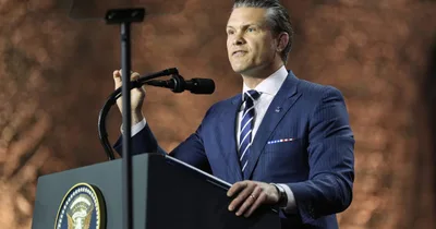 Hegseth Hosts First Monthly Christian Service in Pentagon