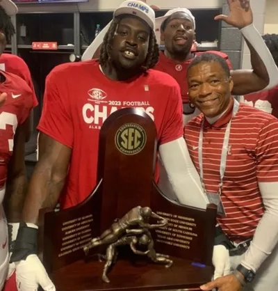Crimson Tide chaplain Jeremiah Castille reflects on faith, sports and investing in future generations | Baptist Press