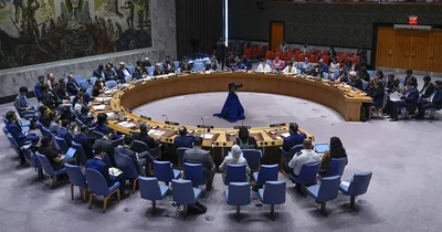 UN Adopts Resolution Aimed at Ending Gaza War