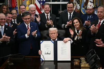 Trump's week in review: Syrian president visits White House, gov't shutdown ends, BBC apologizes