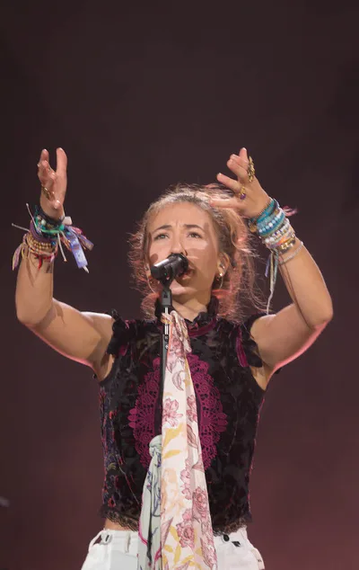 Lauren Daigle reveals how she handles criticism that comes with fame