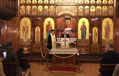 PM promises help for Ukraine during church visit