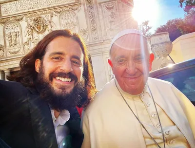 ‘The Chosen’ Actor Jonathan Roumie Shares Jovial Moment with Pope at Private Vatican Summit