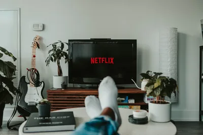 Sharing Netflix is Going to Cost You $7.99 Now - RELEVANT