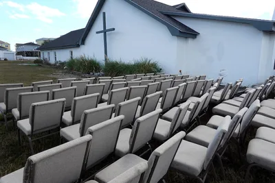Hurricane Ian moves through Virginia as death toll rises in Florida and the Carolinas
