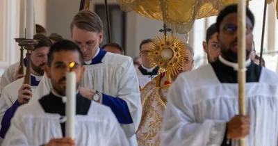 Popes’ alma mater in Rome celebrates 25 years of Eucharistic adoration