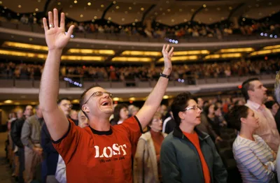 Megachurches Pay Senior Pastors Higher Salaries, Survey Finds. But There's a Twist