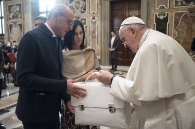 Pope Francis to workers: Turn to St Joseph during Covid-19 pandemic