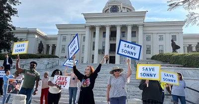 Alabama Governor Pardons Robber Days before Execution