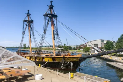 Travel: Postcard from Erie
