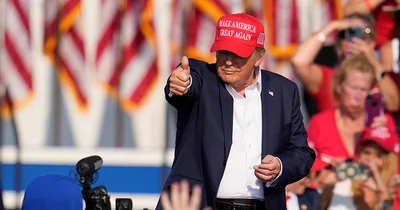 Federal judge dismisses Trump’s classified documents case