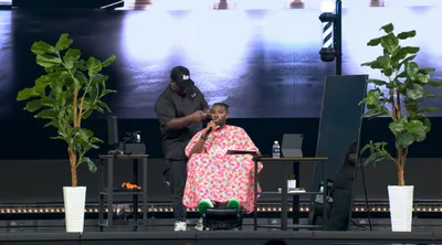 Megachurch Pastor Michael Todd Gets Haircut, Shave During Sermon