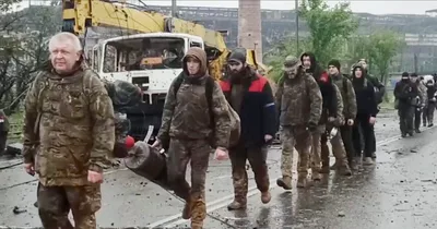 More than 1,700 troops surrender in Mariupol