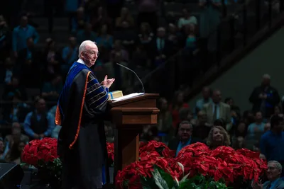 Dockery encourages graduates through labor, character of first-century believers | Baptist Press