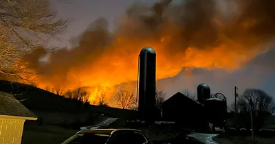 Train derailment causes Ohio fire
