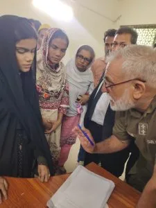 Muslim in Pakistan Gets Custody of Kidnapped Christian Girl - Morningstar News