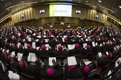 Vatican asks all Catholic dioceses to take part in synod on synodality