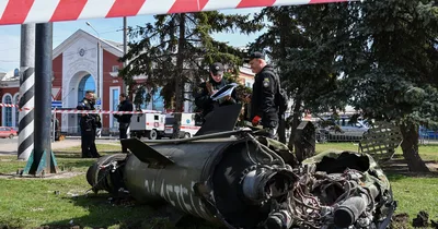 Ukraine: Missile strikes evacuation hub, kills dozens