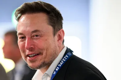 #DearElon: Free Speech Advocates Urge Musk to Thwart Gov’t Censorship