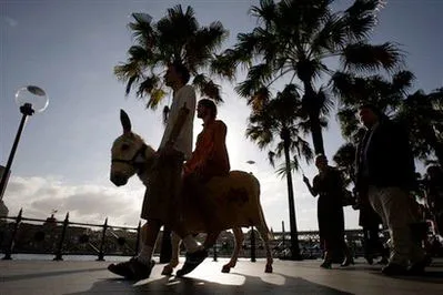On Palm Sunday: The hidden glory of Jesus