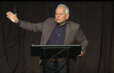 Ex-SBC Pres. Johnny Hunt Confesses to ‘only kissing and some awkward fondling’ in Defamation Suit