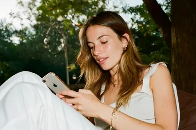 Turns Out Gen Z Is Much More Selective About Dating Than Other Generations - RELEVANT