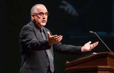 Ted Cruz Criticizes Baptist Pastor for Defense of Executing Gays