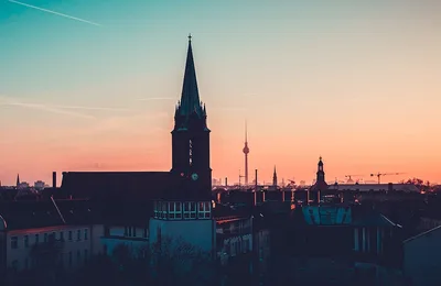 Larger Churches Urged to Help Smaller Ones Survive During Pandemic