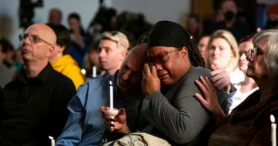 Colorado gunman kills 5 at gay nightclub
