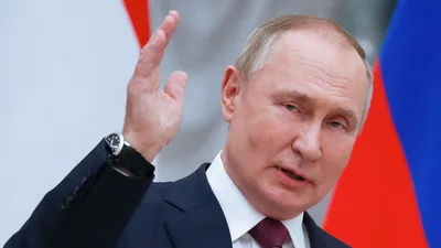 Russia Marks WWII Victory Shadowed by Ukraine