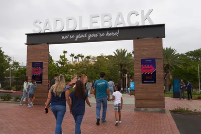 Southern Baptists Boot Saddleback Church for Having a Female Pastor