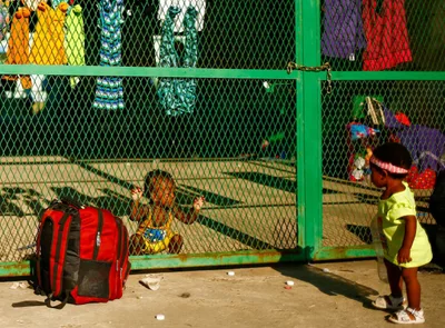 Catholic organizations voice ‘anger’ over policy that keeps migrants out