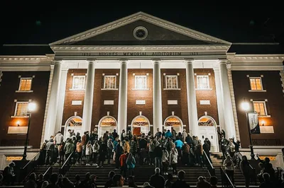 Watch a New Short Documentary about the Asbury Outpouring - RELEVANT