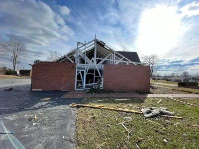 Despite Kentucky tornadoes, Virgin Mary statue still stands—and Catholics offer help
